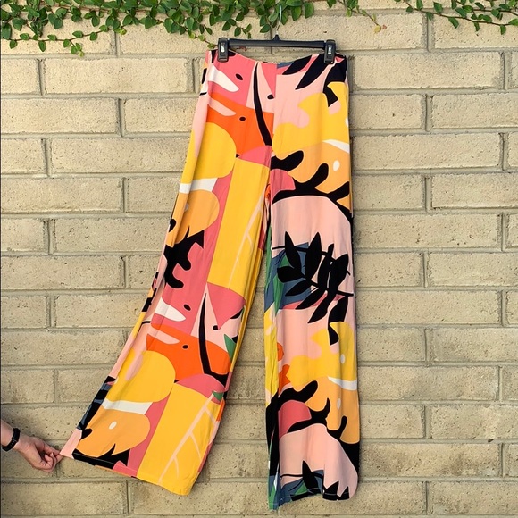 vestique Pants - Vestique NWT Paint It Like Picasso Palazzo Pants